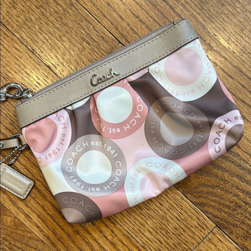 Coach Signature Y2K-Era Madison Multicolor Satin w/ Tan Leather Trim Wristlet - Picture 4 of 10
